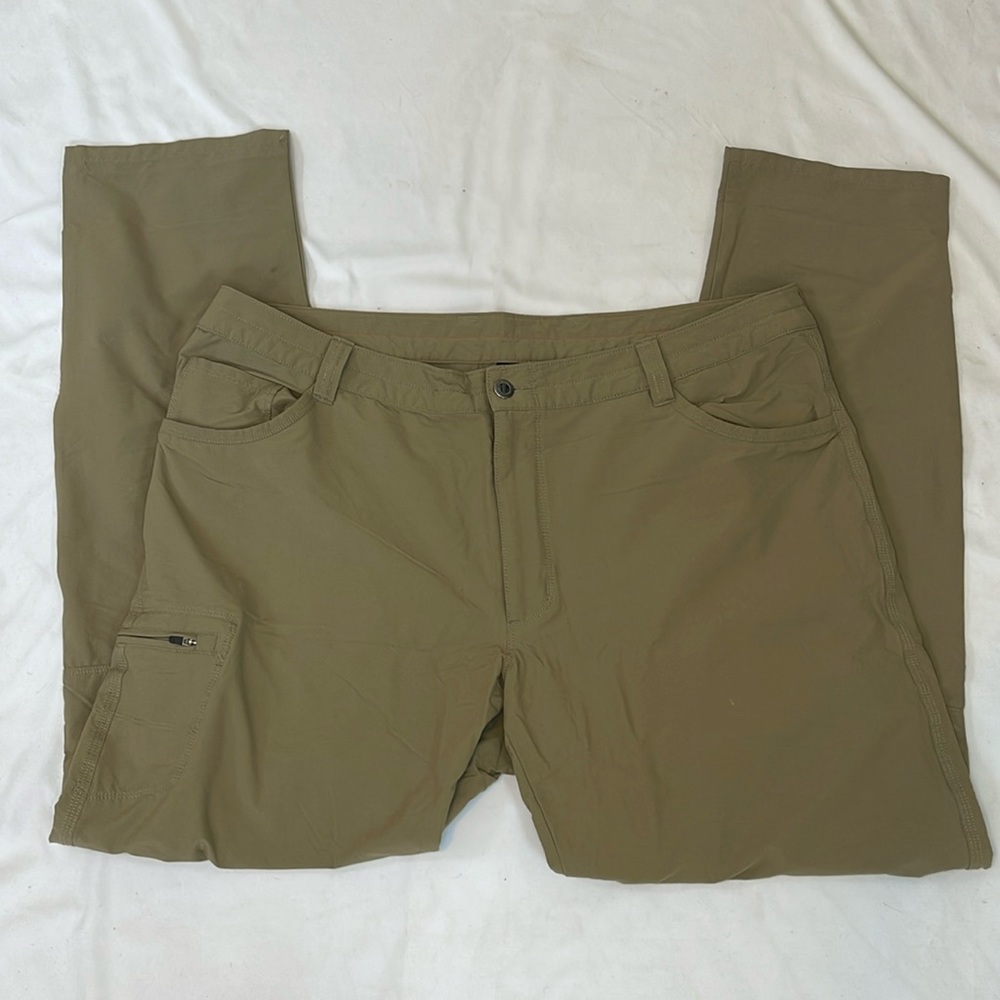 Mens Patagonia Quandary Pants, sz 40, Olive